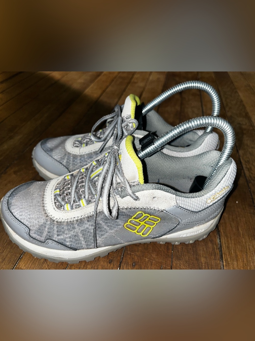 Columbia Techlite Omni Grip Womens 6 Gray Trail Running Hiking Shoes BL2564-019
